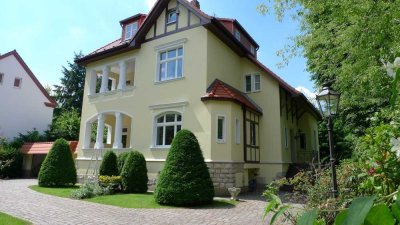 Repräsentative Villa in Berlin-Zehlendorf nahe dem Fischtalpark
