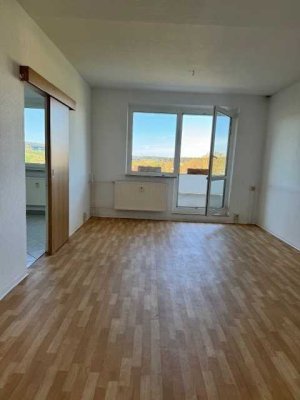 3-Raum-Wohnung  in Blankenhain-- gerade in Sanierung!