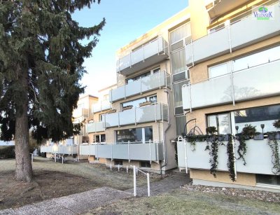 Modernisierte 2-Zimmer-Erdgeschosswohnung mit Garage