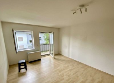 Schöne 2-Zimmer-Wohnung mit Balkon und Einbauküche in Haßmersheim