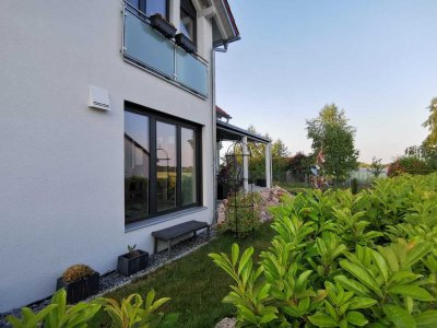 NEUWERTIG - 3-Zimmer Gartenwohnung