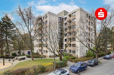 Großzügige, freie 4-Zimmer-Wohnung mit zwei Balkonen u. Tiefgaragenstellplatz