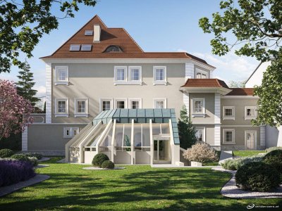 Große Villa mit gartenseitiger Poolhalle in Mauer