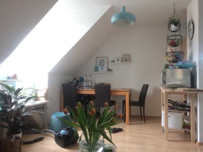 Für Studenten: Möblierte 2 Zimmer Wohnung gegenüber der Universität Mannheim