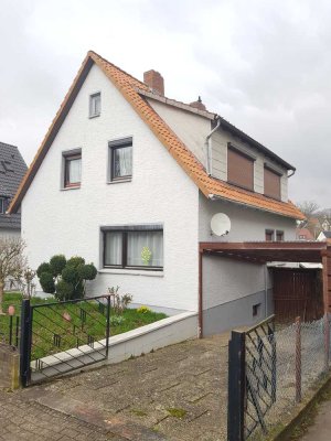 Handwerker aufgepasst ! Einfamilienhaus mit Einliegerwohnung in Hameln-Wangelist