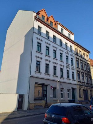 Großzügige 4-Zimmer-Wohnung im Gründerzeithaus – Urbanes Lebensgefühl in Leipzig