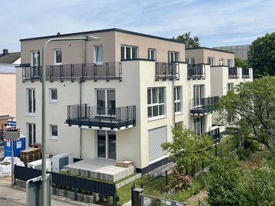 Erstbezug 3-Raum-Wohnung mit Balkon und Einbauküche in Frankfurt-Enkheim - von privat
