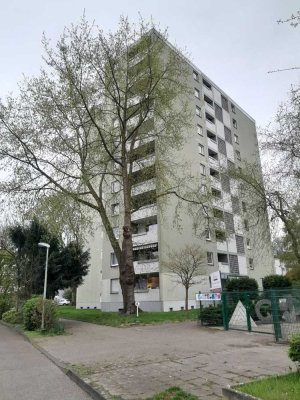 2,5 Raum Wohnung mit Balkon in 45138 Essen Huttrop zu vermieten