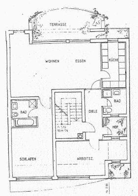 Erstbezug nach Sanierung: Geschmackvolle 3-Zimmer-Penthouse-Wohnung mit geh. Innenausstattung