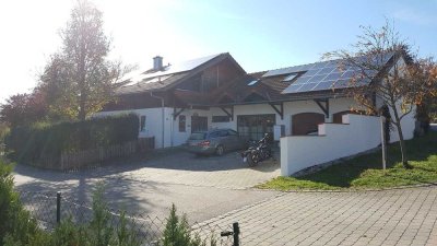 Vollmöbliertes Einfamilienhaus mit luxuriöser Innenausstattung