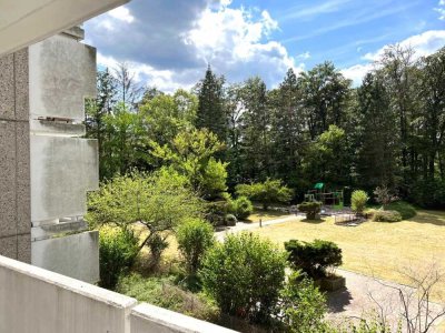 PARKETT * großes Wohnzimmer - BALKON - frisch RENOVIERT - grüne BETZENBERG LAGE