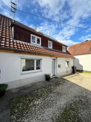 Kleines, renoviertes Einfamilienhaus in absolut ruhiger Lage von Niederstotzingen bei Günzburg