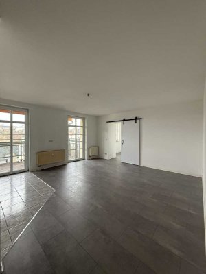 Großzügige 2-Raumwohnung mit Balkon in Gera / Karl-Liebknecht-Straße 1c / WE 44