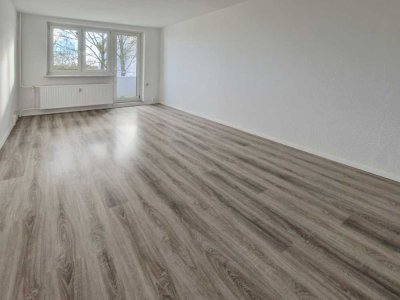 4-Zimmer-Wohnung im Erdgeschoss zu vermieten