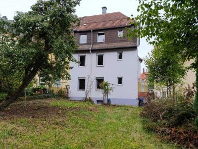 Helles 3- Familienhaus in Pirmasens