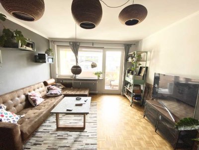 Provisionsfrei und unvermietet! Traumhafte 3 Zi. WHG mit sonnigem Balkon