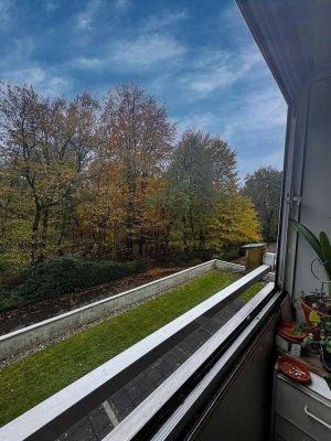 3-Zimmer-Wohnung mit Balkon und großem Sanierungspotenzial!