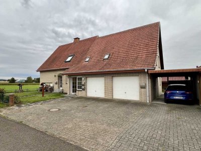 Ruhiges  Dreifamilienhaus mit Einliegerwohnung in Bünde