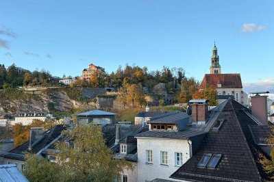 Vollmöbliert - ready to move!Wohnung mit Blick zur Festung und auf die historische Altstadt Salzburgs