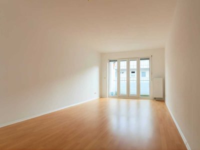 ** Helle 2-Zimmer-Wohnung mit BALKON in Stötteritz **