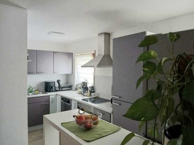 2-Zimmer-Gartengeschosswohnung
mit PKW-Stellplatz im Freien!