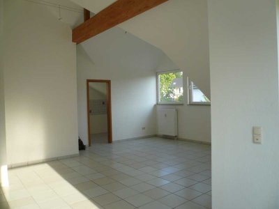 Schöne 3-Zimmer-Dachgeschoss-Wohnung in Bensberg