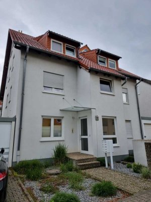 MA-Seckenheim_helle gepflegte 2-Zimmer-Souterrain-Wohnung
