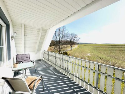 Dachtraum in Adelsdorf - Eigener Garten, Loggia und Stellplatz