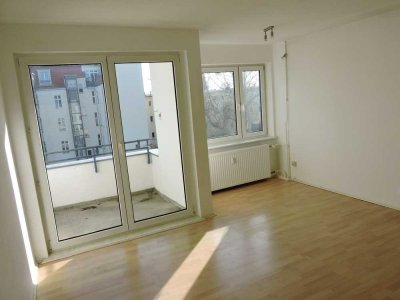 Bezugsfreie Wohnung in Berlin Steglitz -  Vacant apartment in Berlin Steglitz