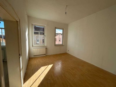 Helle 5-Zimmer-Wohnung in Apolda
