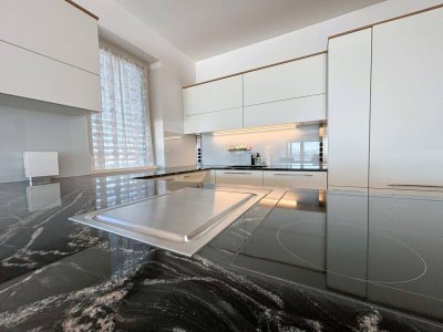 Große Außenterrasse – Wintergarten - Moderne Einbauküche mit vielen Extras - 4-Raum-Wohnung in Urfahr zu vermieten