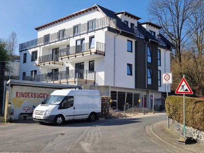 Neubau/Geschmackvolle 3-Zimmer-Obergeschsswohnung mit geh. Innenausstattung mit Balkon