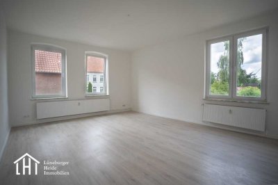 renovierte 3-Zimmer Erdgeschoss Wohnung im Herzen von Wieren!