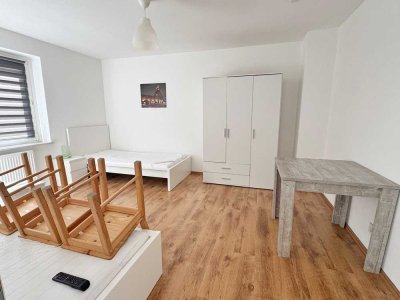 Sanierte möblierte 1,5 Zimmerwohnung mit Einbauküche