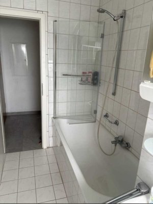 Großes WG-Zimmer mit Balkon zentral in Kaiserslautern gelegen