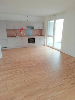 FÜR IHRE FAMILIE NUR DAS BESTE