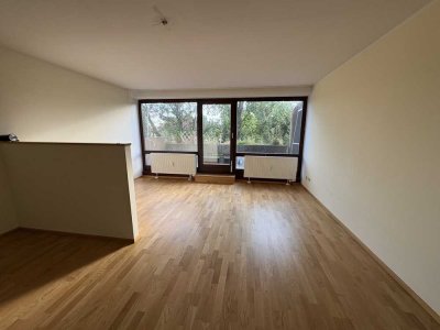 Kleine, feine, helle 1-Zimmer-Wohnung mit Einbauküche mitten in Erding