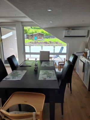 Schöne, ruhige und helle Dachgeschosswohnung