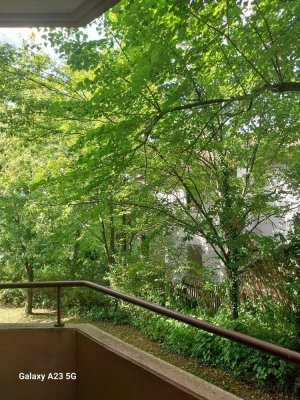 Exklusive 1-Zimmer-Wohnung mit Balkon und Einbauküche in Würzburg