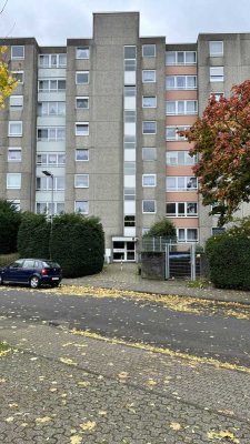 Viel Platz zum Leben 5-Zimmer Eigentumswohnung mit 2 Balkonen und Stellplatz im beliebten Monheim