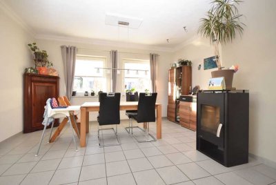 Familienfreundliches Einfamilienhaus mit Wintergarten, Garten und Keller!