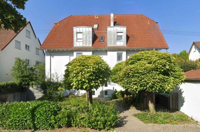 Helle 3,5-Zimmer DG-Maisonette-Wohnung (90 m²) mit Balkon in Ludwigsburg-Hoheneck