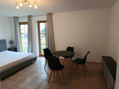 Andechs: Moderne 1,5 Zimmer Terrassenwohnung, ruhige Lage, auf Wunsch möbliert