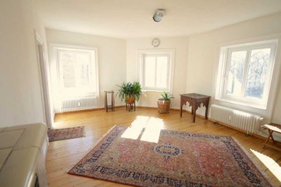 Sonnendurchflutete 3-Zimmer-Altbauwohnung in Hamburg-Barmbek-Süd/Ecke Uhlenhorst
