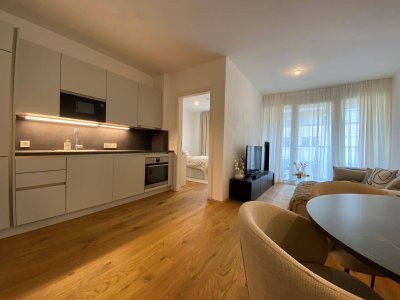 Top Lage! Traumhafte 2 Raum-Wohnungmit ausgezeichneter Ausstattung!