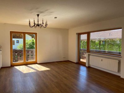 Wunderschöne 3-Zimmer-Wohnung mit Balkon in Mitten