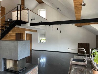 Renovierte Luxoriöse Galerie Wohnung in mitten von Uhingen!!! 
!!! Ohne Marklerprovision !!!