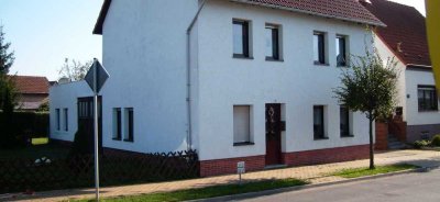 Preiswertes 6-Raum-Haus in Friedrichswerth