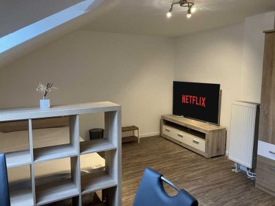 Erstbezug nach Sanierung - vollmöbliert, zentral und schöne 1.5-Zimmer Wohnung