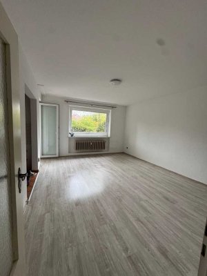 Gemütliche & ruhige 1-Zimmer Wohnung mit Garten und toller Verkehrsanbindung.
